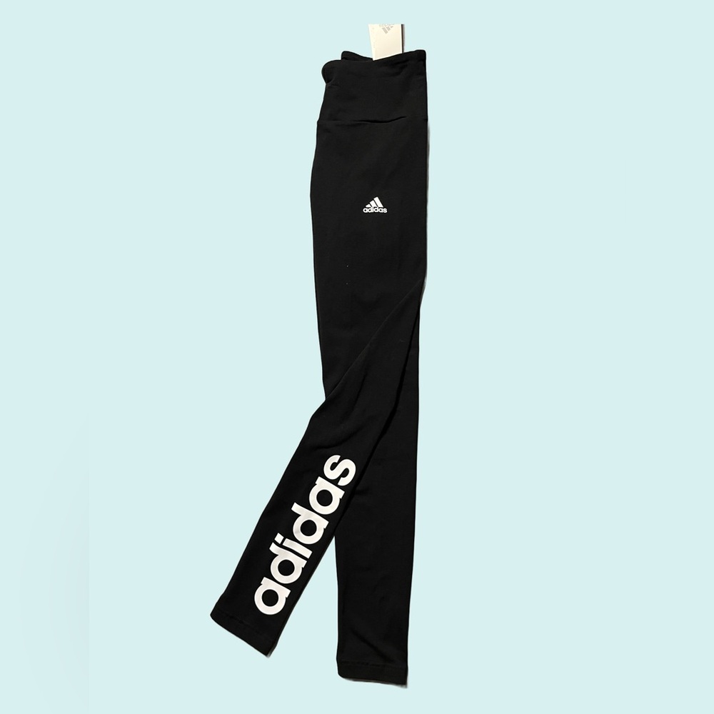 NWT Womens Adidas Essentials High Waisted Logo Leggings Tight Fit